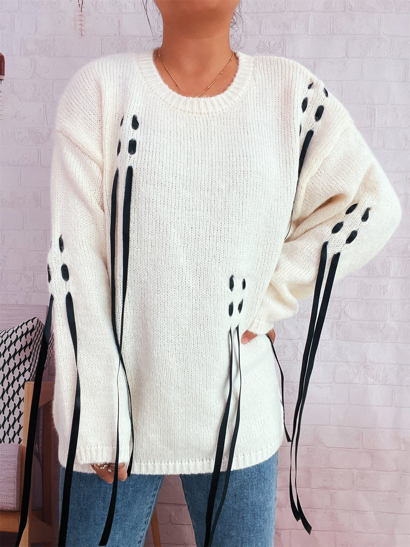 Handmade Lace-up Knitted Round Neck Long Sleeve Loose Sweater