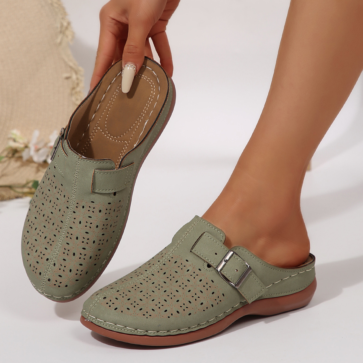 Casual Closed-toe Backless Half-slipper Lazy Shoes