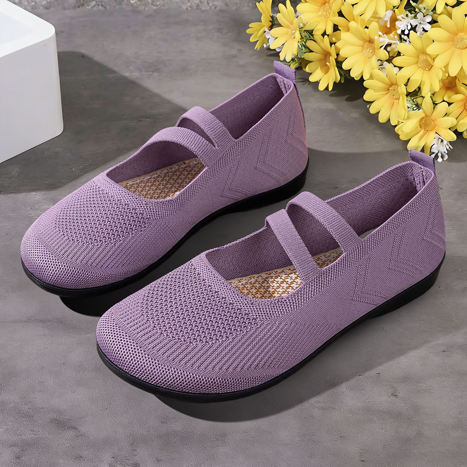 Womens Low-cut Slip-on Soft-soled Breathable Flyknit Shoes