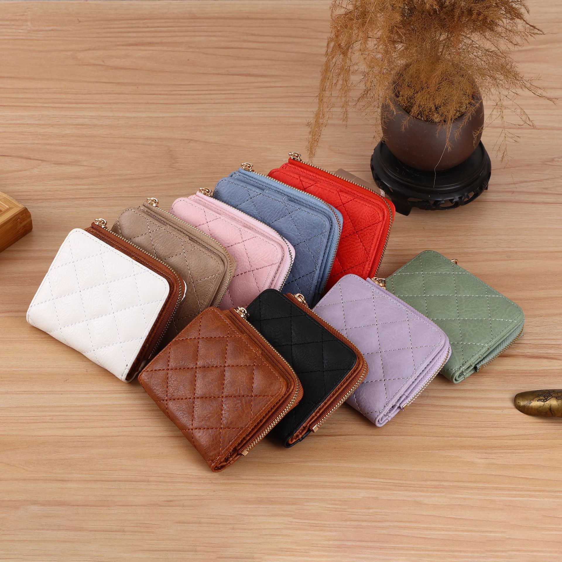 Anti-Magnetic Multi-Card Compartment Quilted Large-Capacity Minimalist Wallet