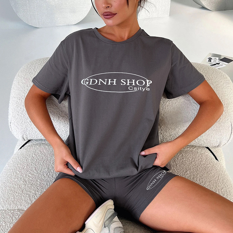 Round Neck Fashion Loose Top Hip Raise Skinny Shorts Sports Suit