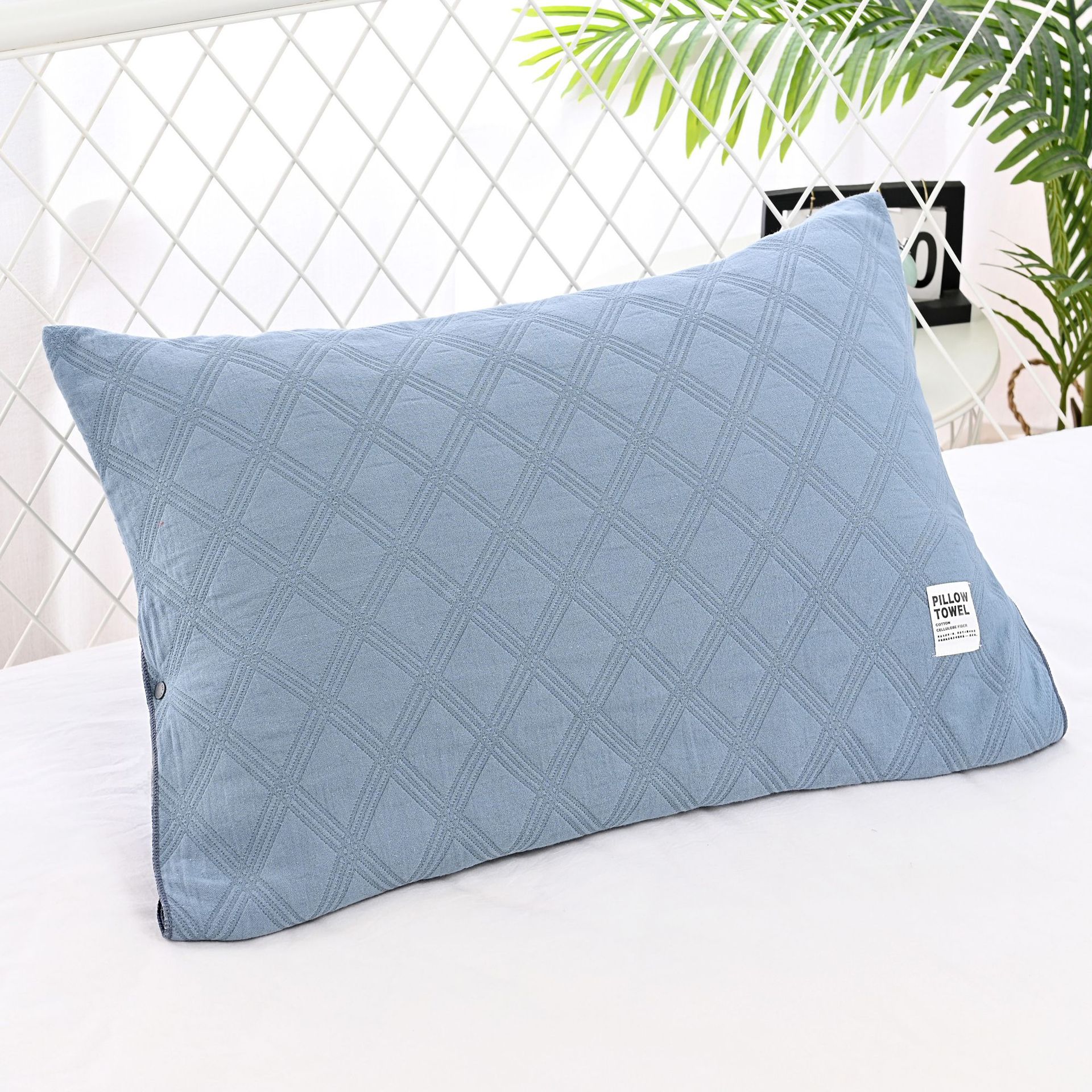 Jacquard Nordic Style Pair Of Bed Sheets And Pillowcases