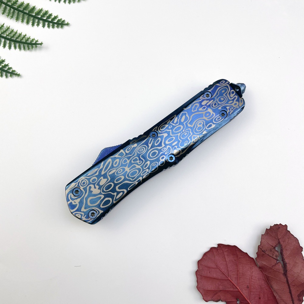 Blue Titanium Feather Pattern Zinc-Aluminum Alloy Outdoor Handle Accessory