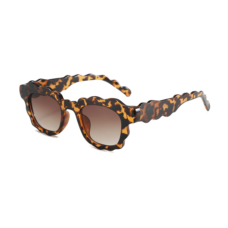 Fashionable Dopamine-style Wave-shaped Sunglasses