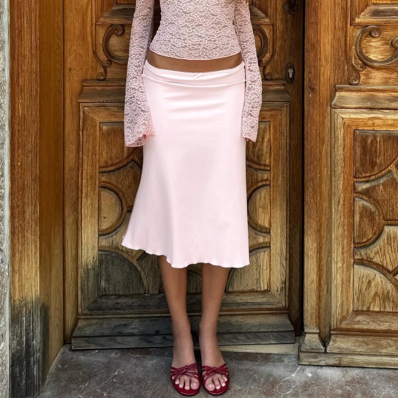 Buy Women's Clothing Online | Buy Trending Dresses for Women