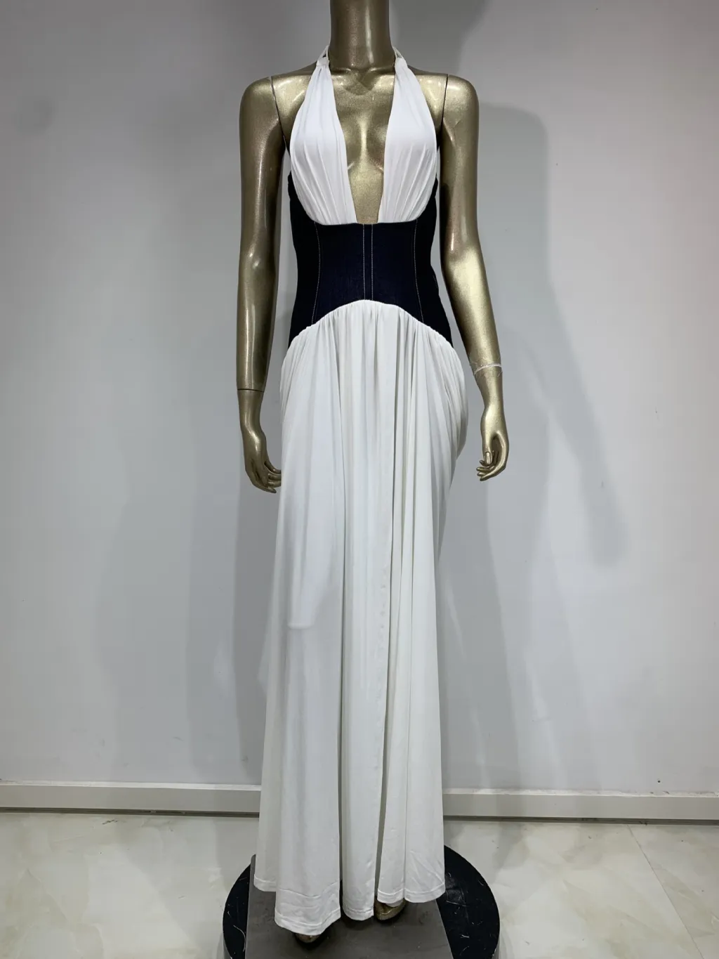 New European And American Fashion White Deep V Halter Denim Waist Seal Long Dress - White