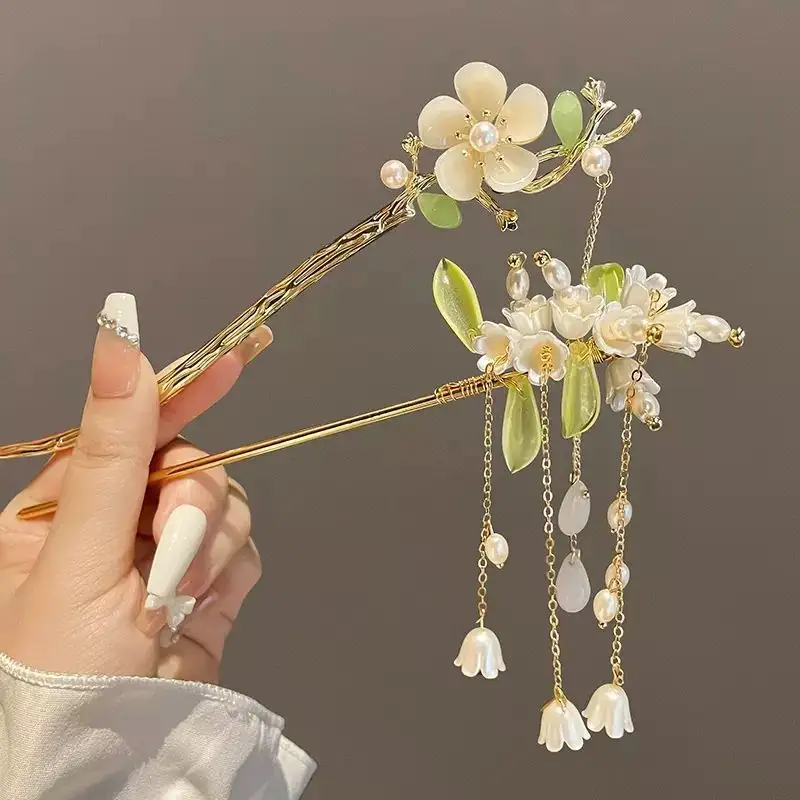 Magnolia Antique Hair Clasp Headdress