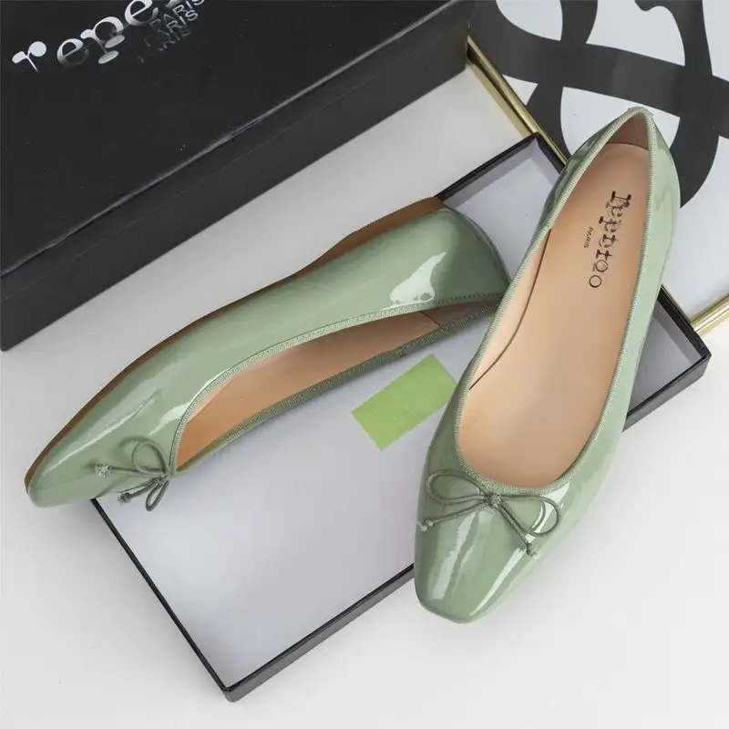 French-style Vintage Square-toe Patent Leather Low-cut Pumps