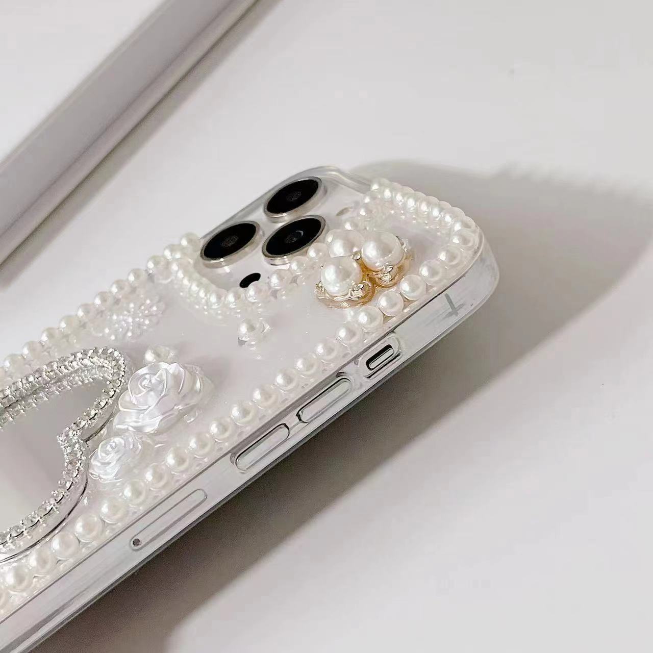 Raw Pearl Flower Heart Shape Mirror Creative Phone Case