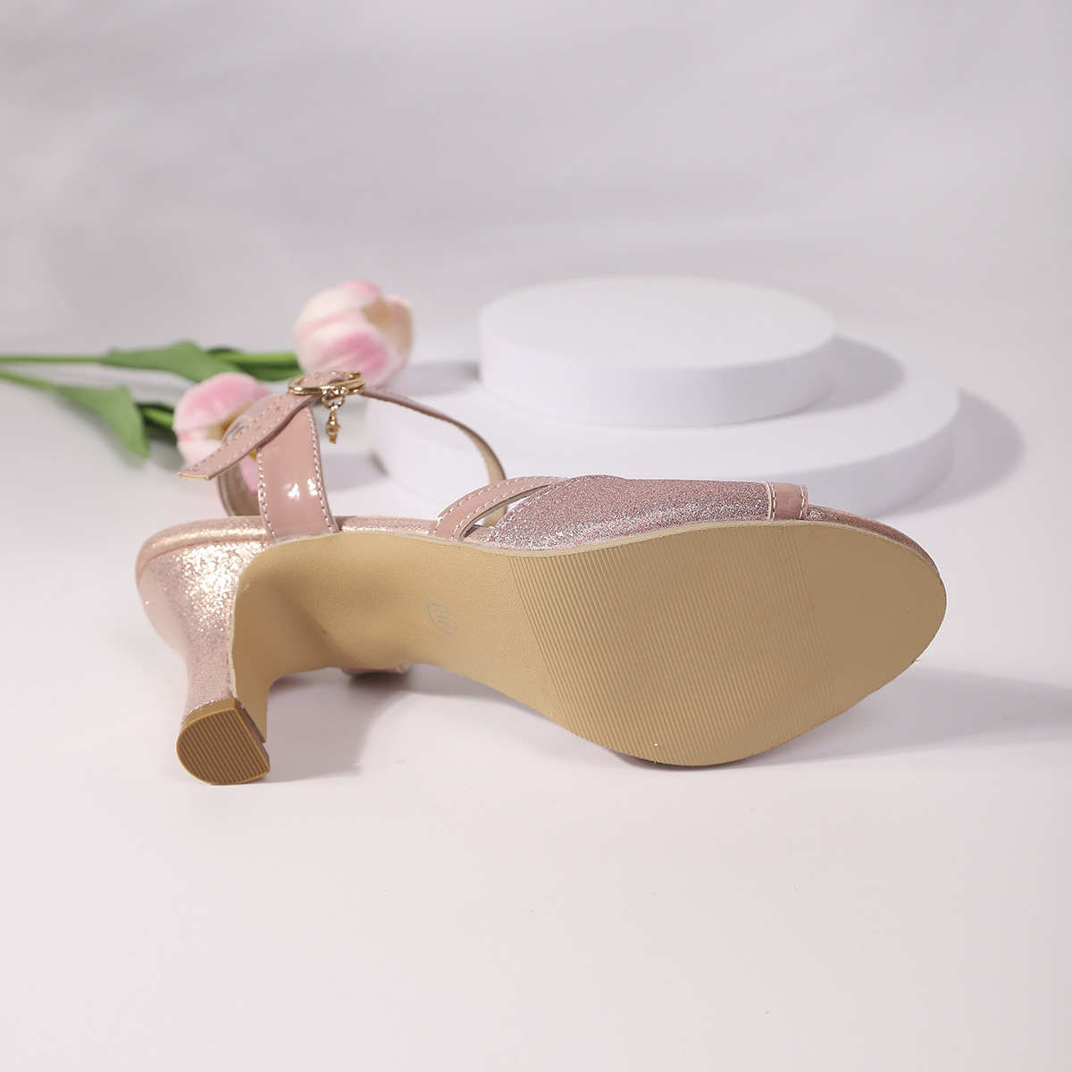 Buy Women's Clothing Online | Buy Trending Dresses for Women