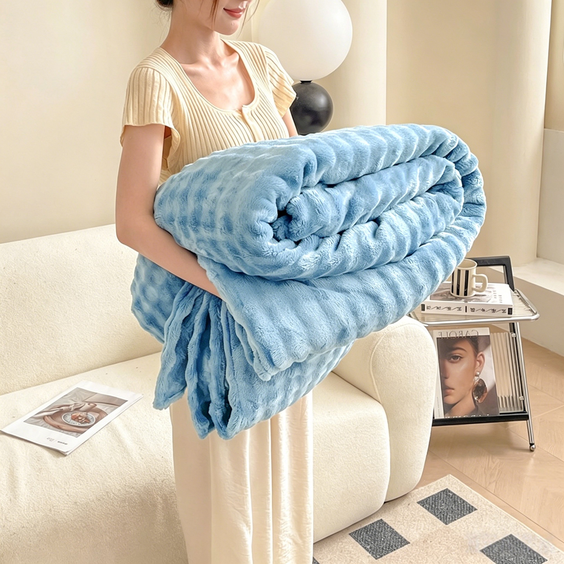 Fleece Bubble Blanket, picture 5 of 9