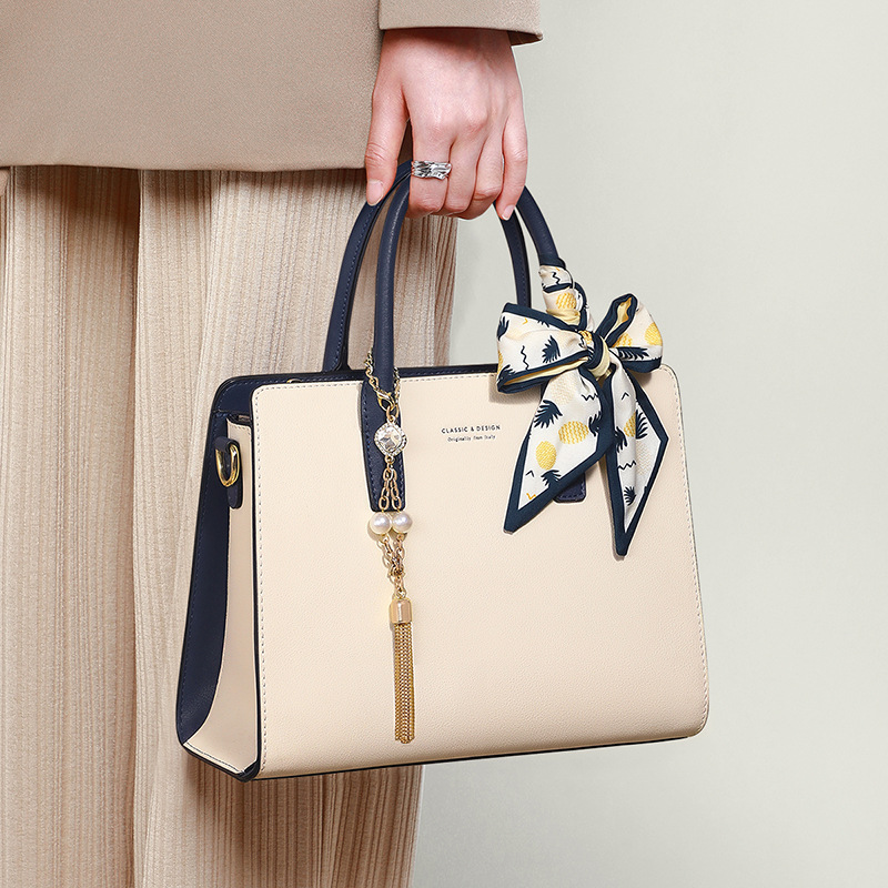 Premium Leather Crossbody Bag With A Spacious Design