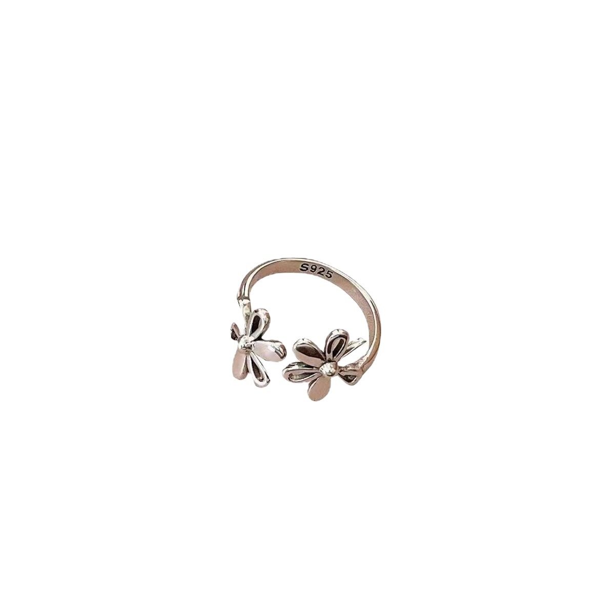 Hollow Flower Women's Fashion Personalized Index Finger Ring