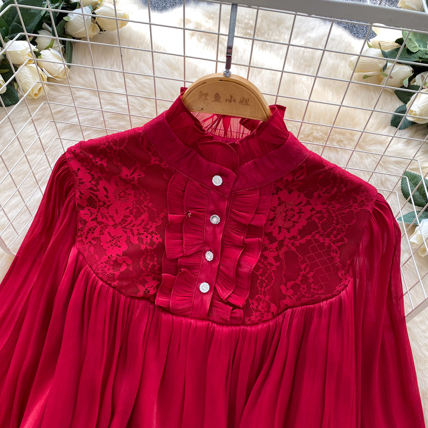 Women's Loose-fit Lace Blouse with Puff Sleeves