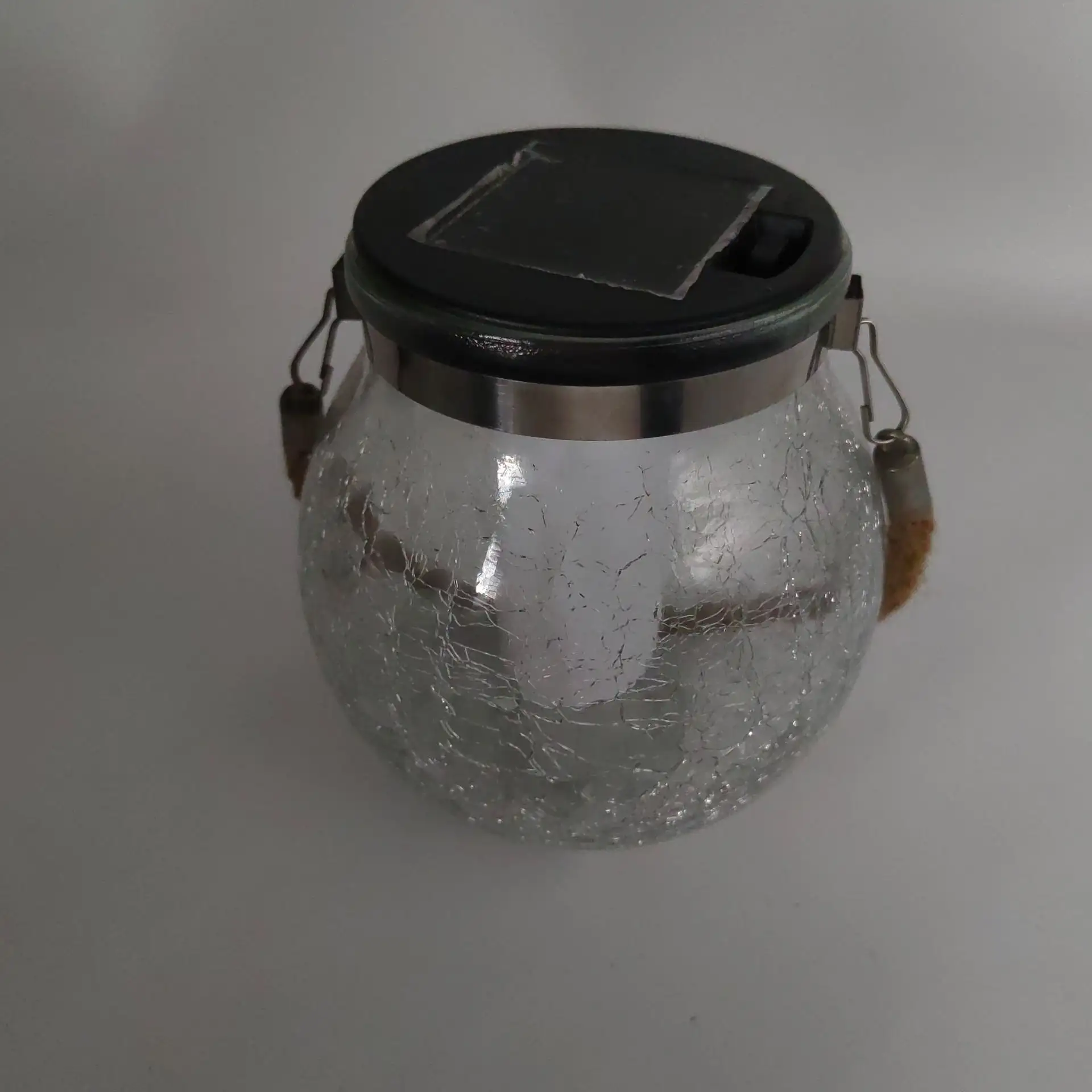 Solar-powered Crack Lamp For Outdoor Courtyards Made Of Glass