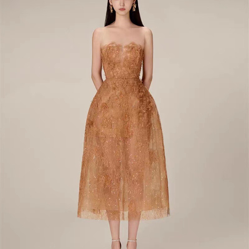 Three-dimensional Flower Sequins See-through Heavy Industry Tube Top Light Luxury Dress