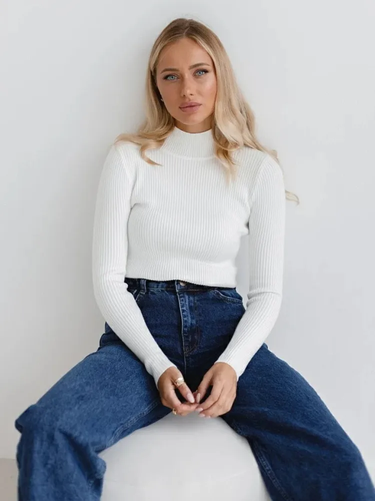 Women's Fashion Simple Pure Color Half Collar Sweater - White