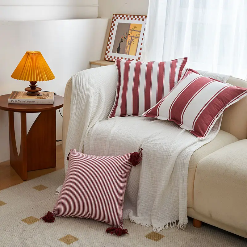Polyester-cotton Red And White Plaid Striped Pillowcase