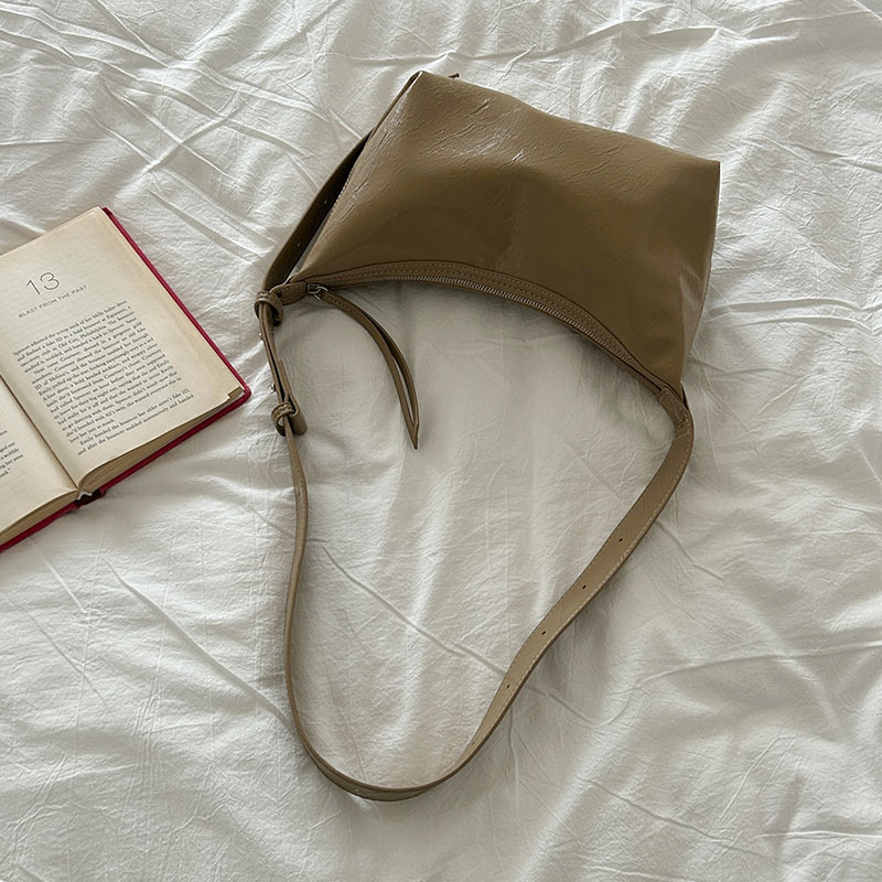 Niche-design Light-luxury Mini Tote With A Sophisticated Vibeperfect As A Shoulder Or Crossbody Dumpling Bag