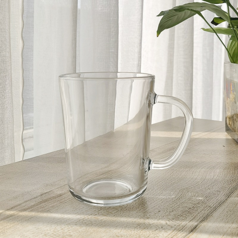 Stylish Minimalist And Uniquely Designed Glass Water Cup