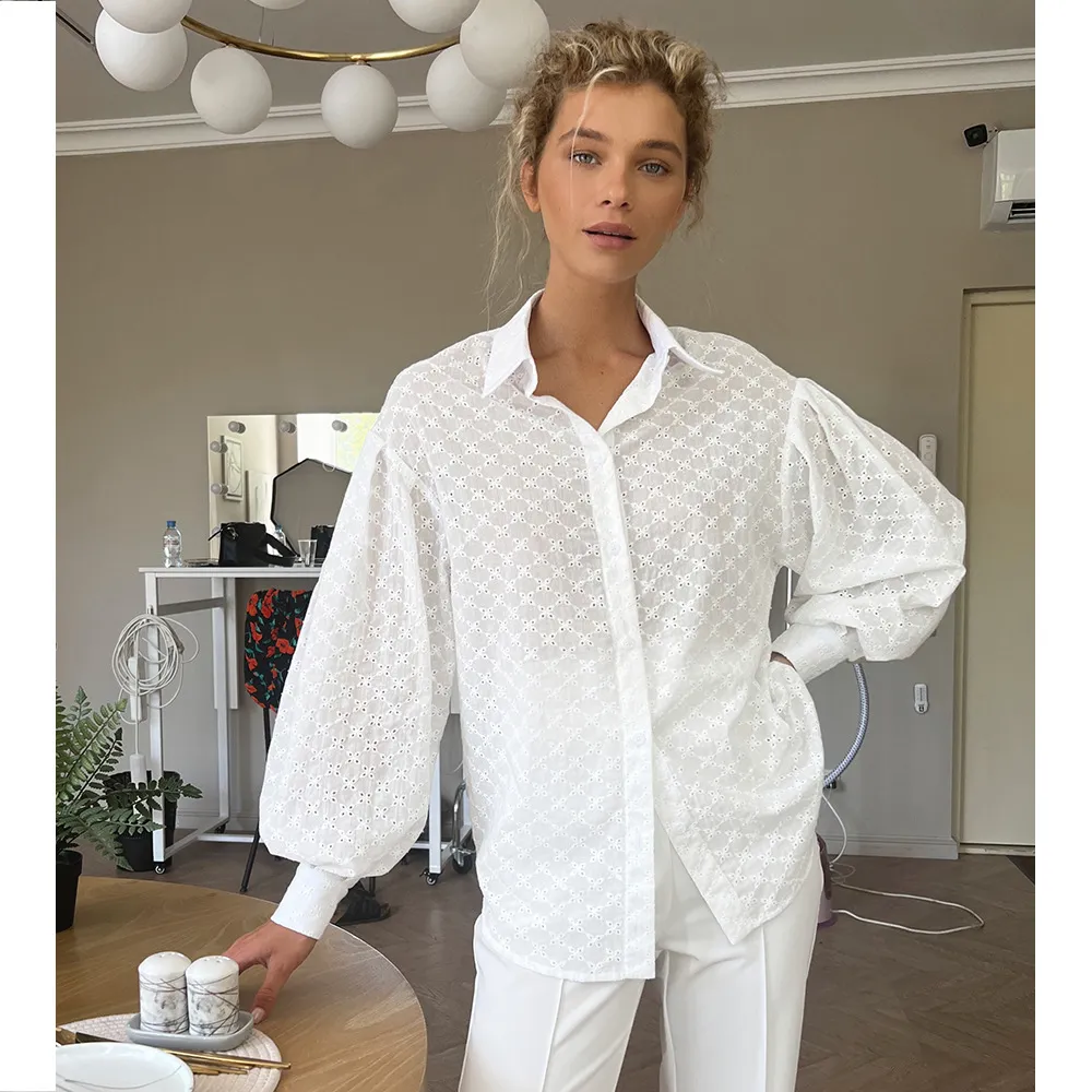 Temperament Wild Polo Collar Small Hollow Design Shirt - White