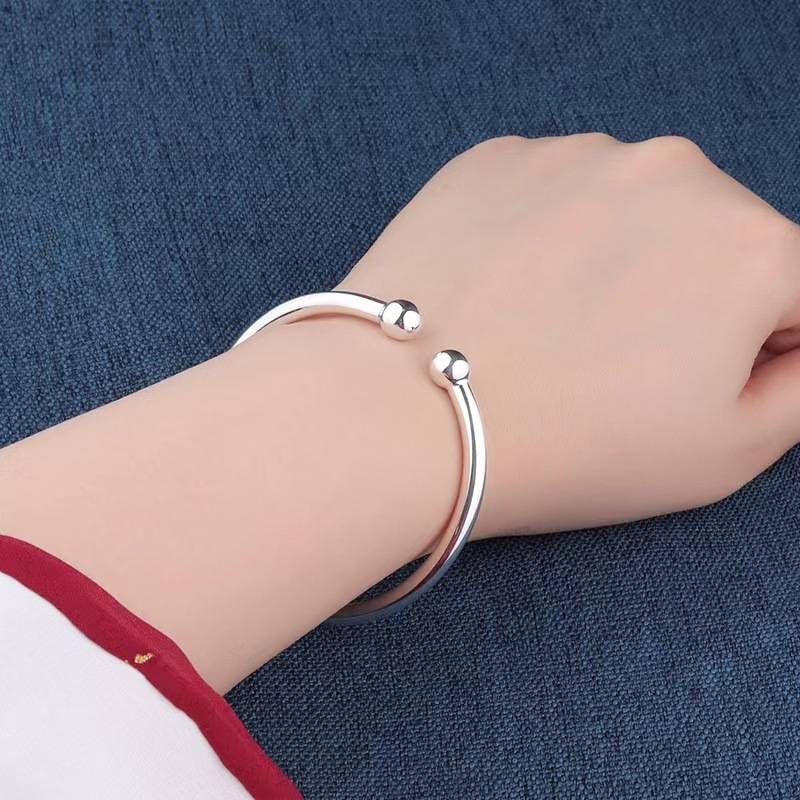 Garlic-head Plain Surface Pearl Solid Open Bangle