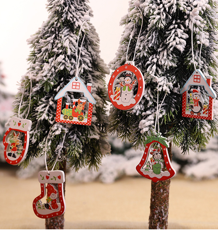 Title 3, Christmas Snowflake Wooden Small Pendant