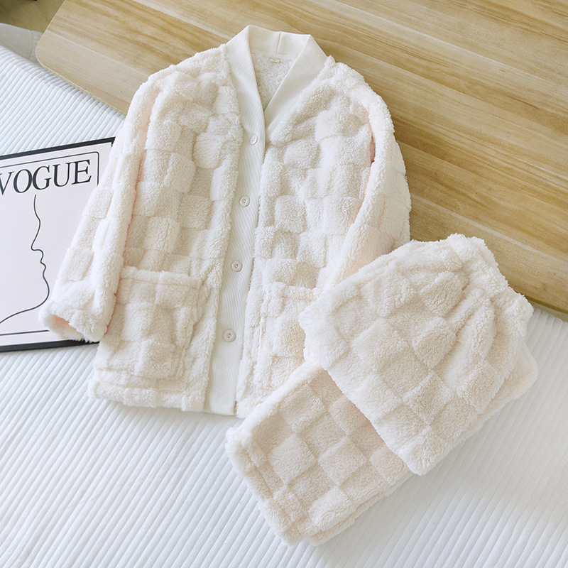 Coral Fleece Thickened Loungewear Can Be Worn Outside Couple Suit