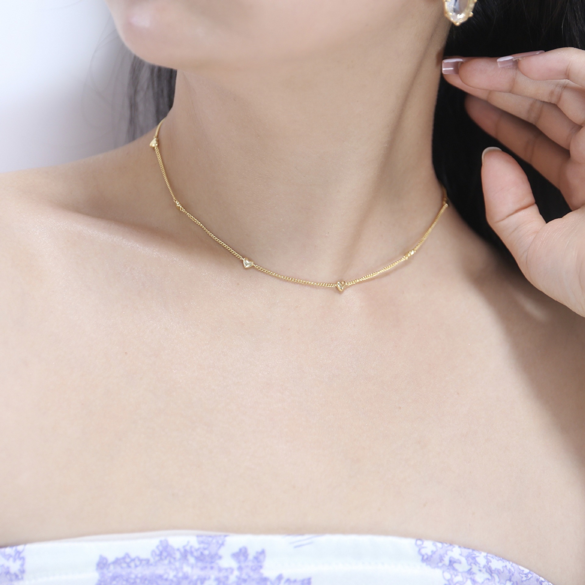 قلادة بمشاعر حب عالية مطلية بالذهب والفضة بتصميم خاص