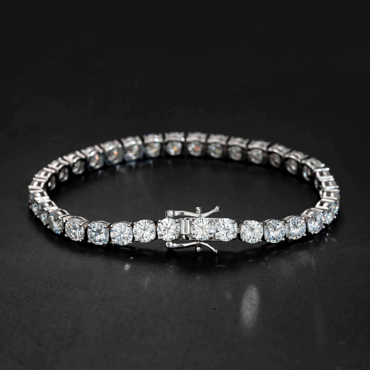 Moissanite Tennis Bracelet detail