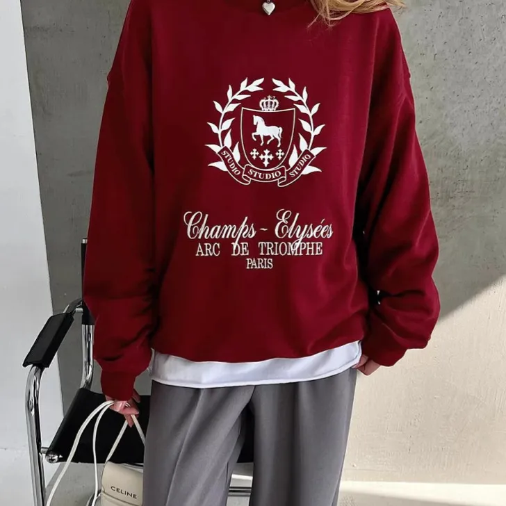 Women's Round Neck Printed Pullover Sweatshirt - Wine