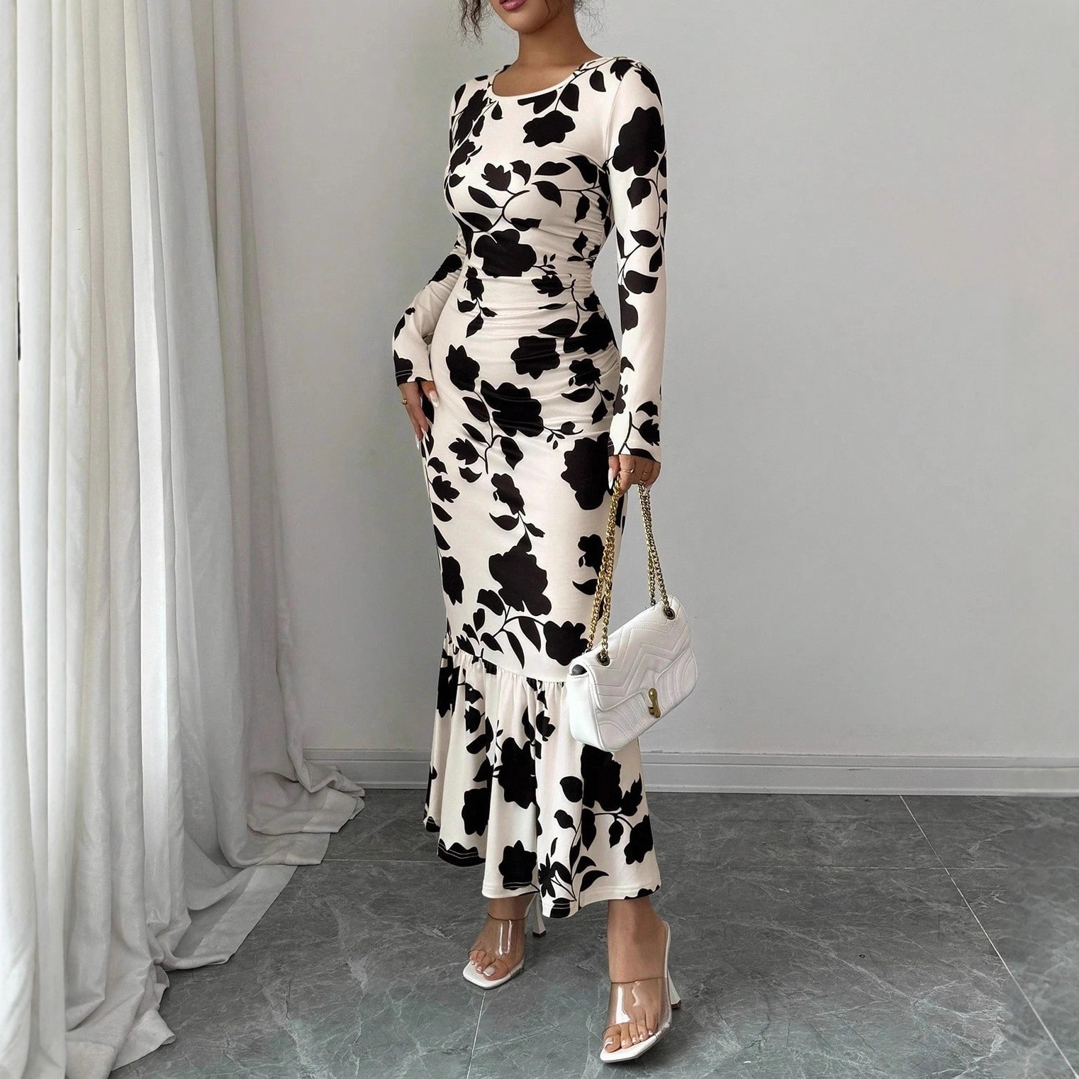 Buy Women's Clothing Online | Buy Trending Dresses for Women