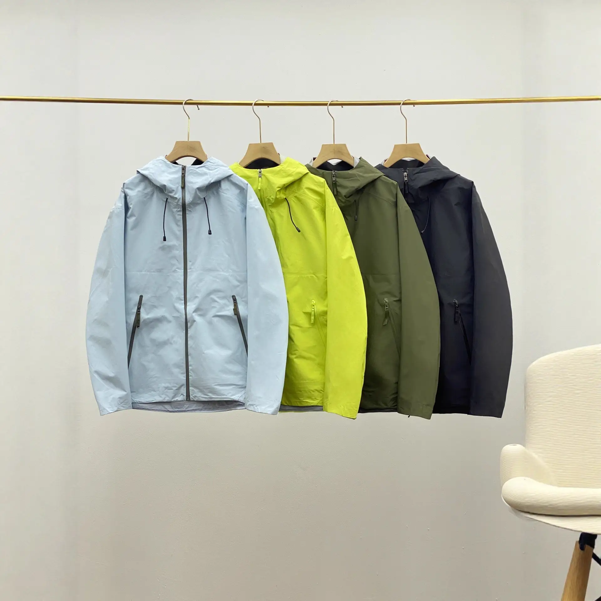 Men's Outdoor Waterproof Hardshell Jacket