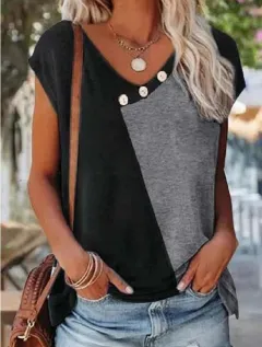 New Women's Stitching Contrast Colour V-neck Button T-shirt Women - Black - View 1