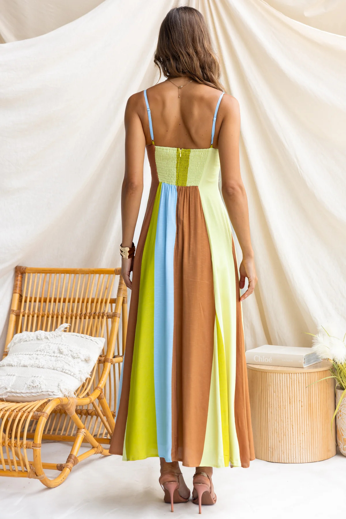 Buy Women's Clothing Online | Buy Trending Dresses for Women