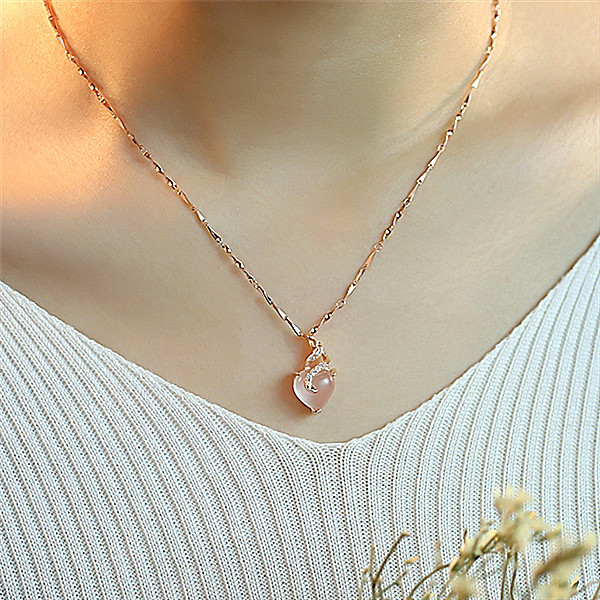 Natural Rose Quartz Pendant Silver Necklace Ladies