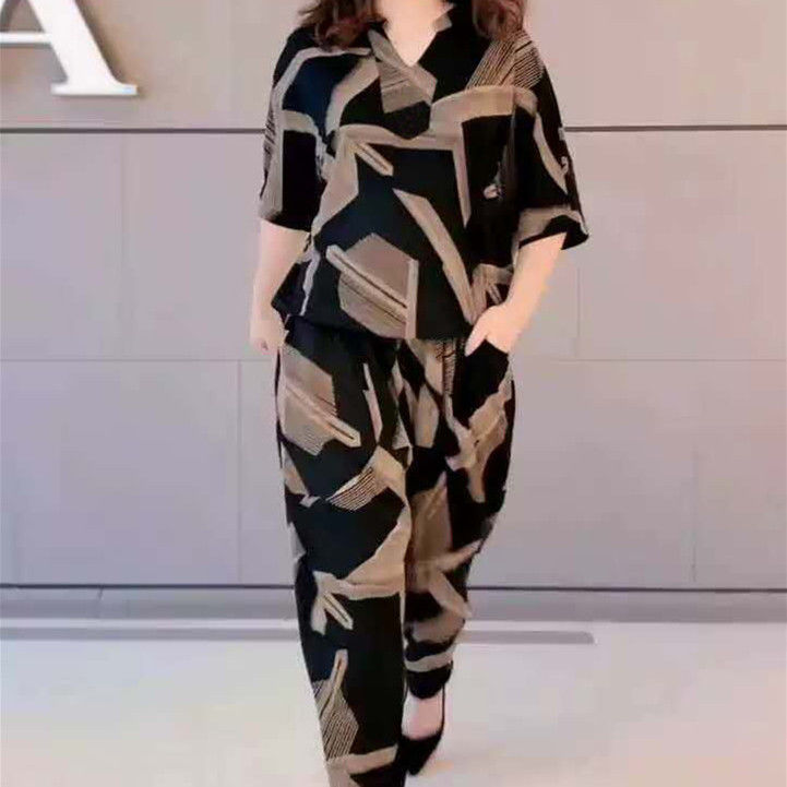 Fashionable Relaxed And Casual Harem Pencil Pants Two-piece Set thumbnail 2