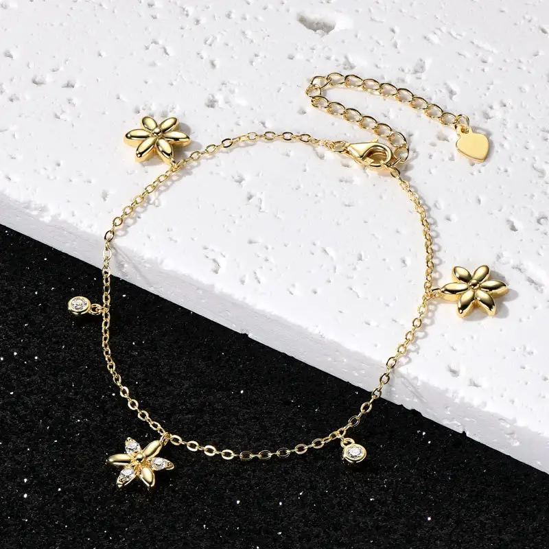 Sterling Silver D Color Moissanite Little Red Flower Bracelet For Women