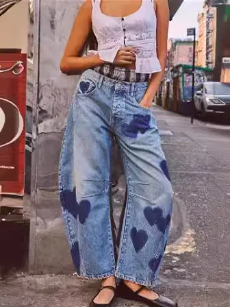 Casual Loose Mid Waist Cylindrical Women's Jeans Blue Loving Heart - Shop at LoveMi