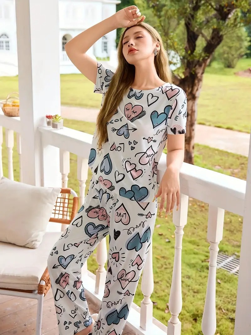 Buy Women's Clothing Online | Buy Trending Dresses for Women