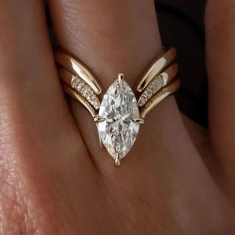 Casual Light-luxury Style Diamond-studded Womens Ring product image
