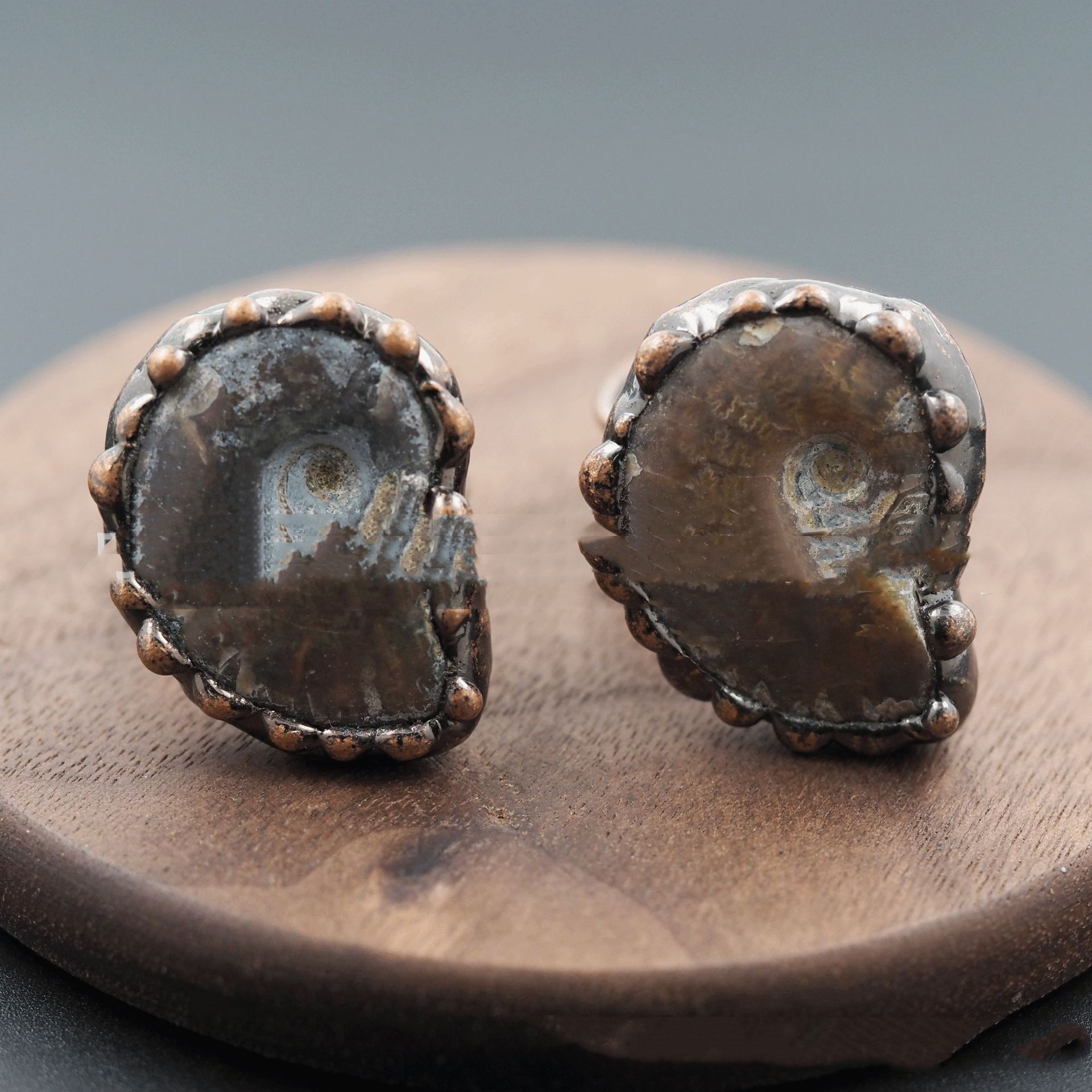 Adjustable Party Dark Ring Vintage