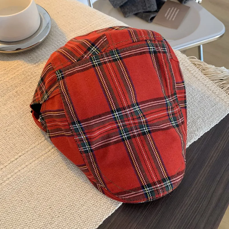 Dopamine Retro Plaid Advance Hats Women's Spring And Autumn - Red