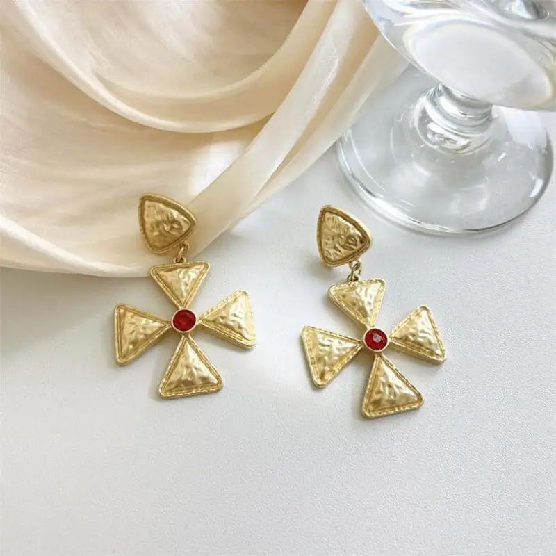 New Minority Fashion Design Diamond Cross Carved Earrings