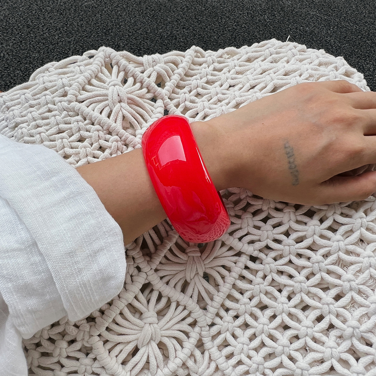 Irregular Red Acrylic Resin Bracelet