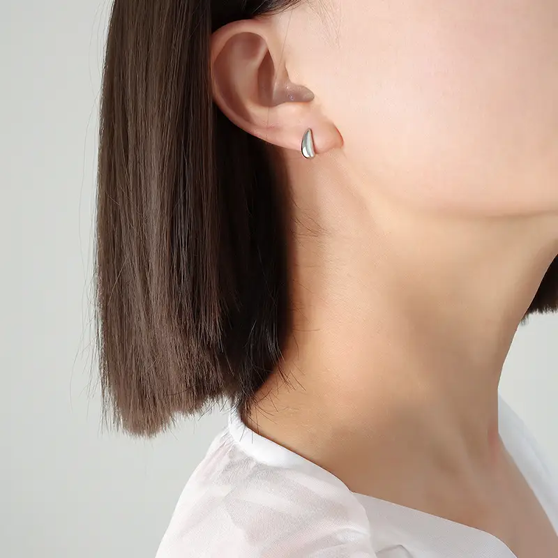 Small Water Drop Temperament Ear Studs