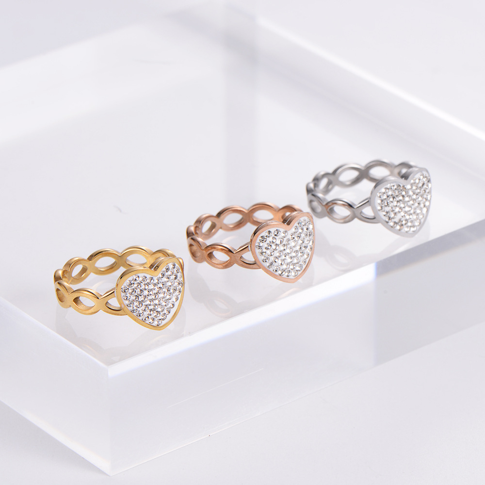 Hollow Infinite Symbol LOVE Heart-shaped Female Ring