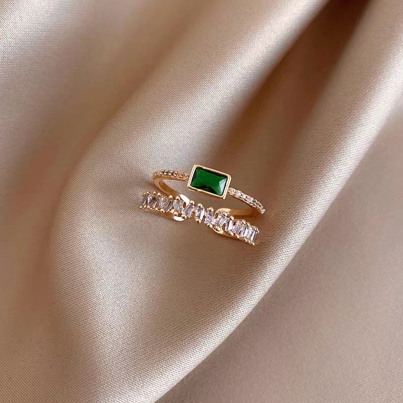 Lightluxury Highend Ring With Real Gold Plating And Peacock Green Exquisitely Set With Full