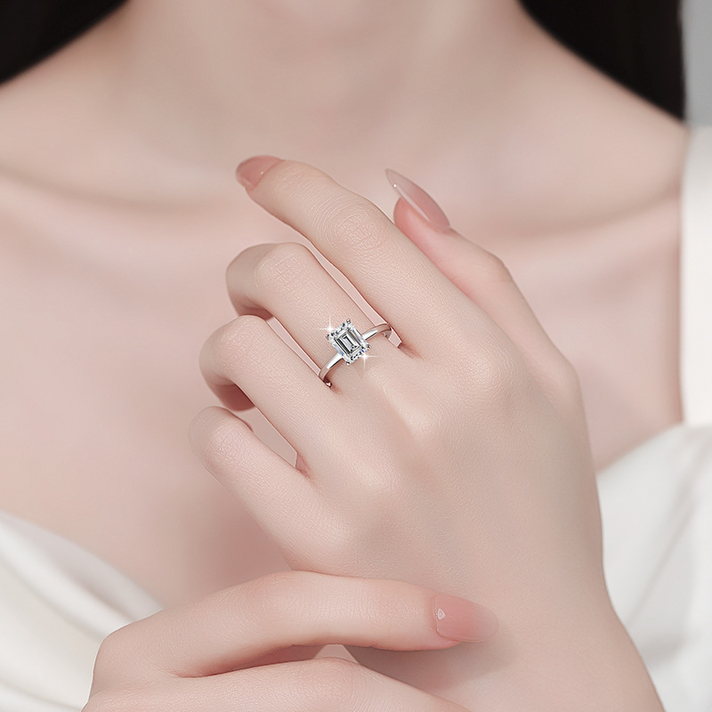 https://cf.cjdropshipping.com/quick/product/9d3d0632-00f9-4fa8-be88-f57f0bd8cf6c.jpg