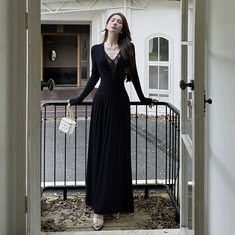 Women's Waist-Cinching Sexy Lace Long-Sleeve Dress